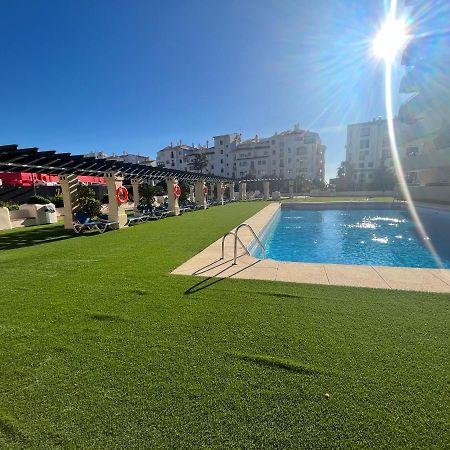Heart Of Puerto Banus Newly Renavated Free Parking , Wifi ,Pool,Gym,Padel Court Marbella Exterior foto