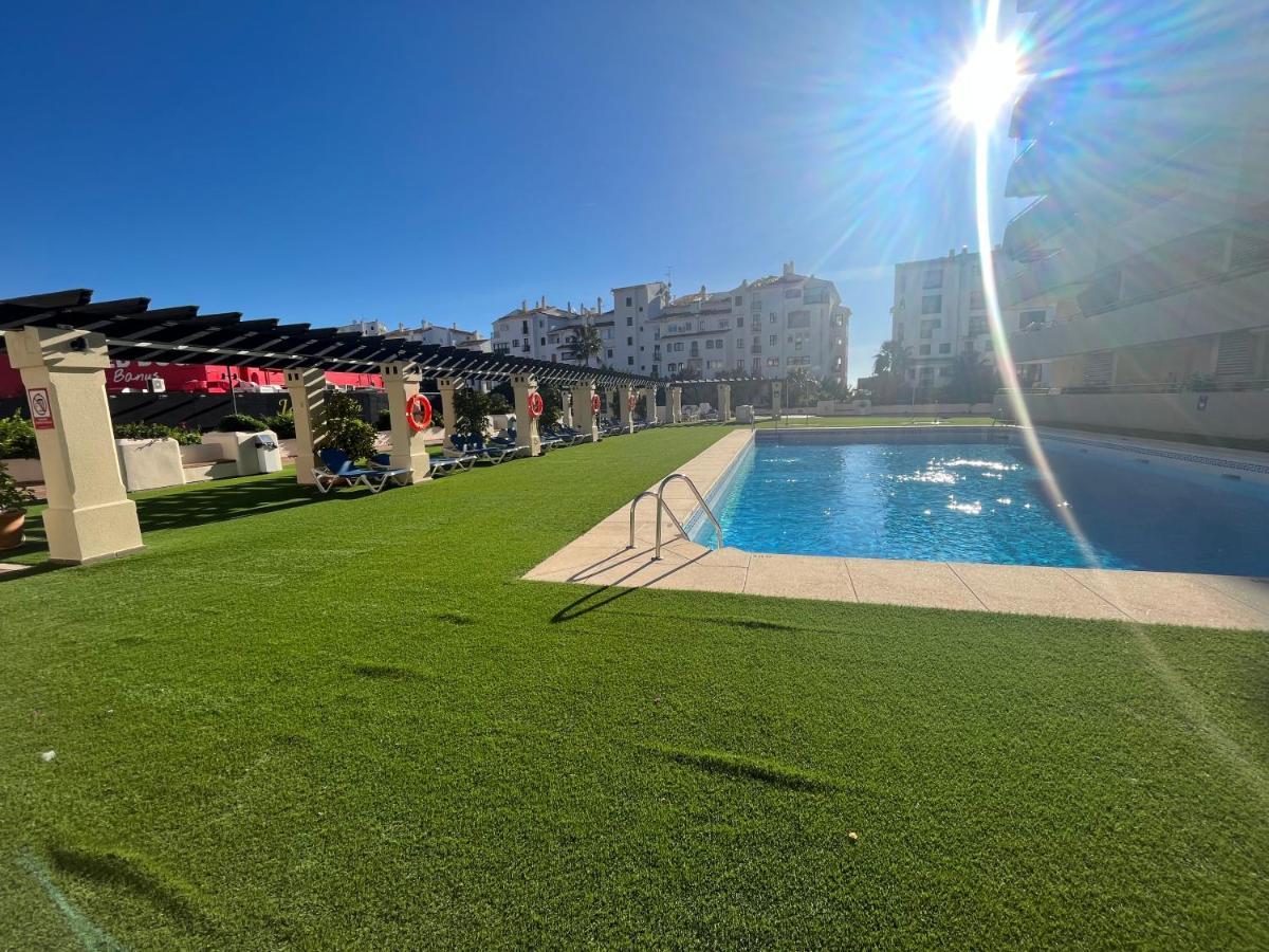 Heart Of Puerto Banus Newly Renavated Free Parking , Wifi ,Pool,Gym,Padel Court Marbella Exterior foto