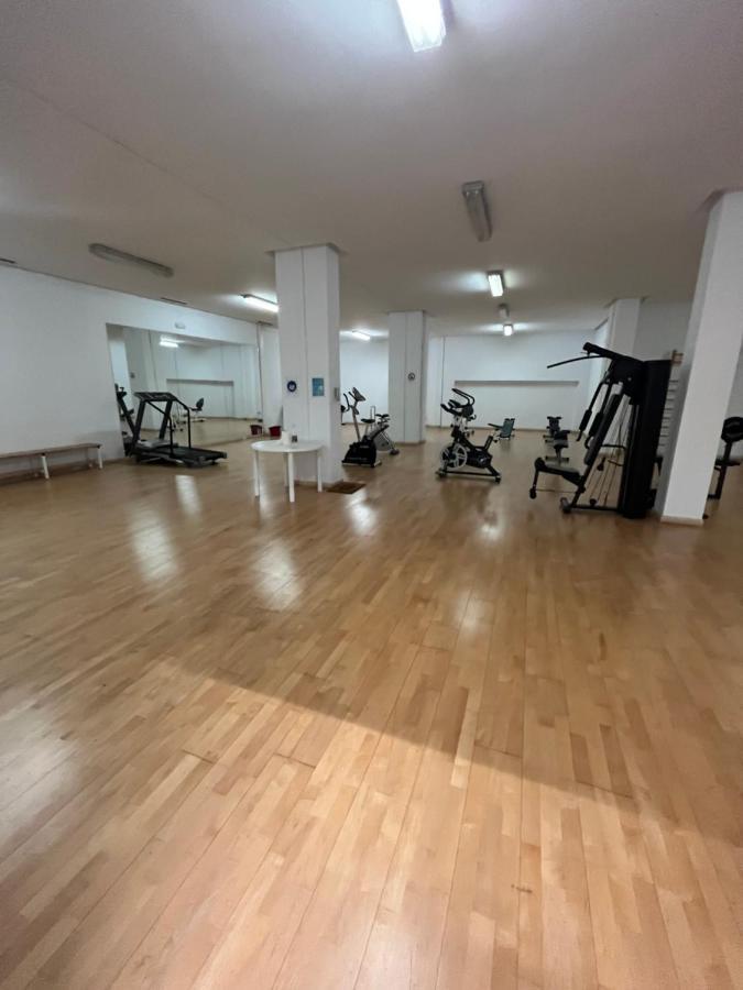 Heart Of Puerto Banus Newly Renavated Free Parking , Wifi ,Pool,Gym,Padel Court Marbella Exterior foto